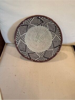 One of a Kind! NEW Woven Basket. Made by Binga people of Zambia Zimbabwe Africa